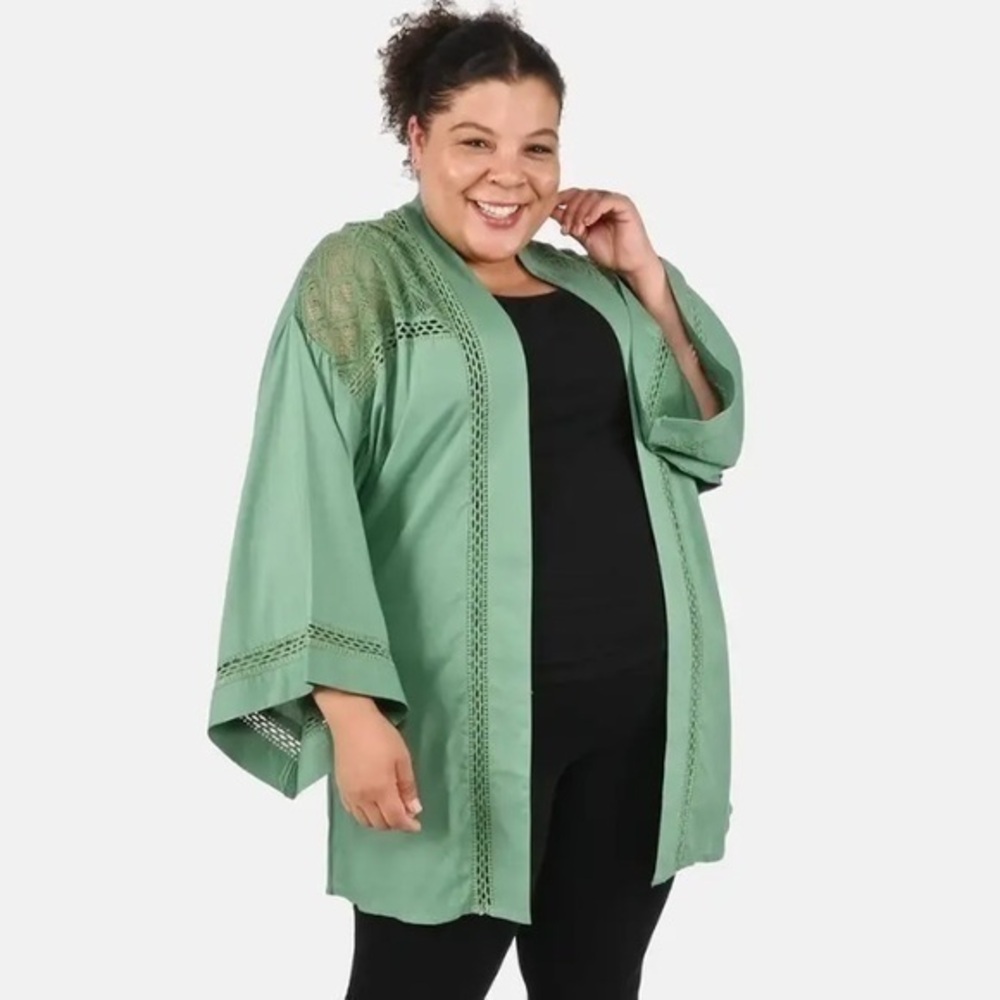 Kimono / Shrug with Lace Trim Green Plus Size